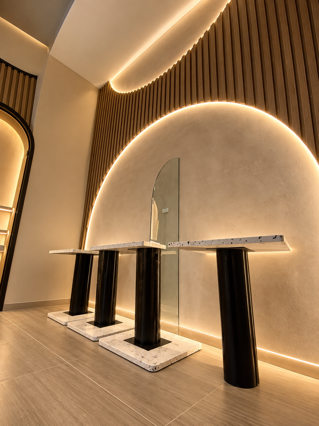 Mobiliario retail de exhibición diseñado y fabricado por IMB Muebles y Diseños